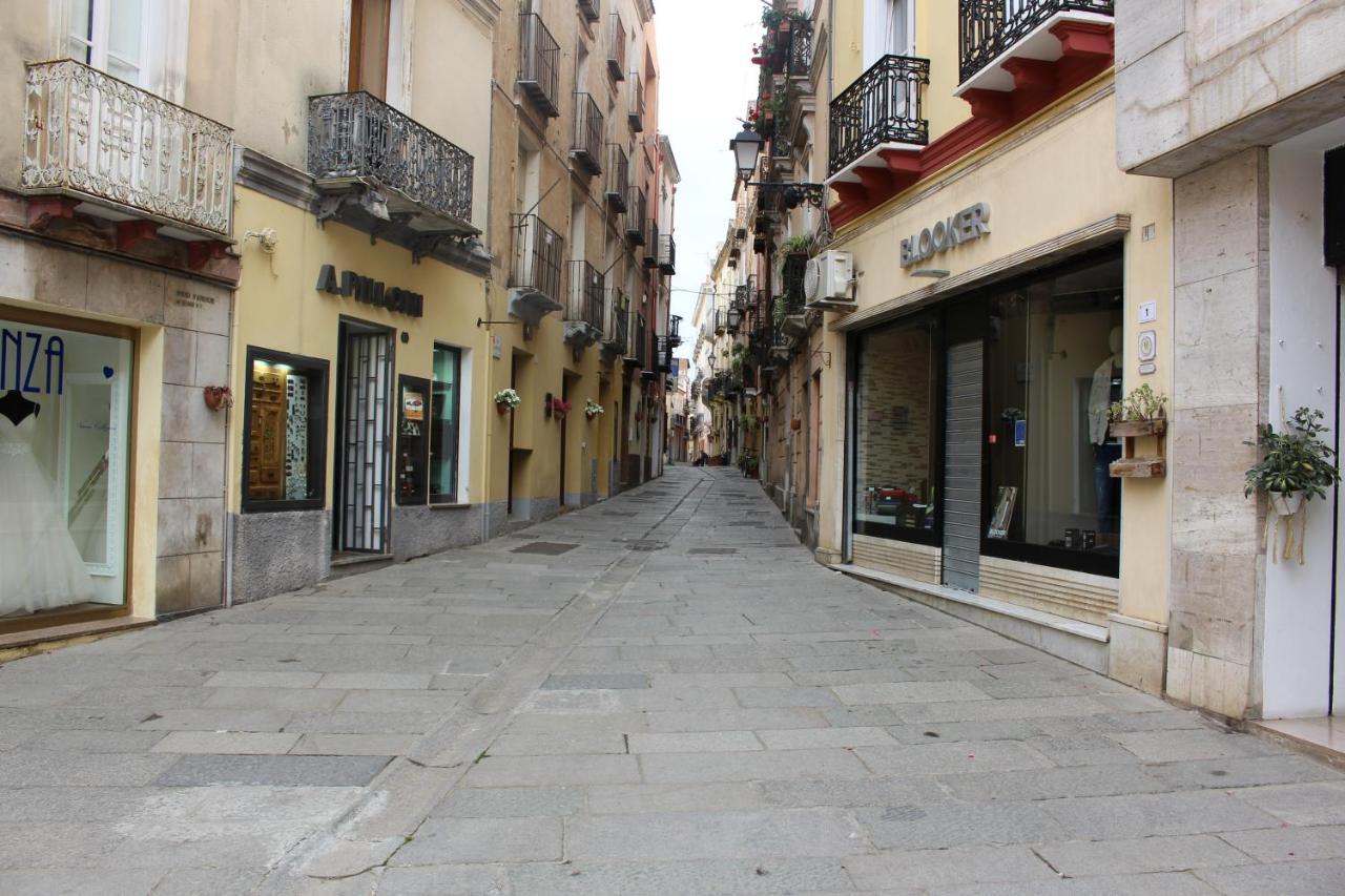 Via Cavour 19, Camere Del Conte Iglesias Zewnętrze zdjęcie