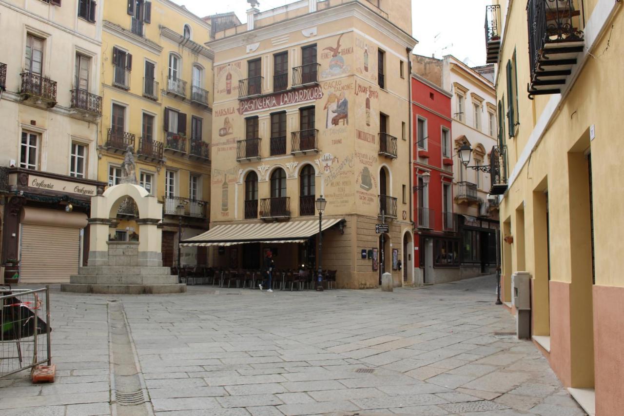 Via Cavour 19, Camere Del Conte Iglesias Zewnętrze zdjęcie