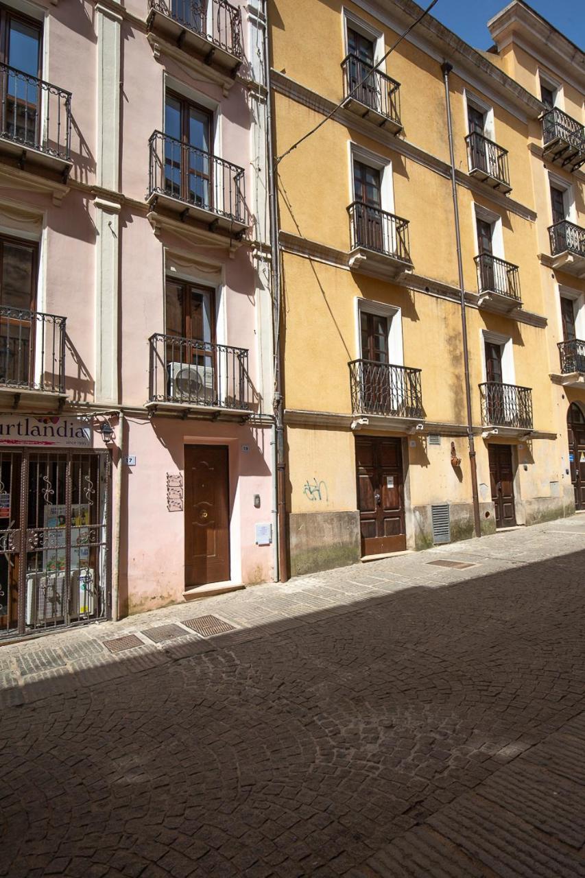 Via Cavour 19, Camere Del Conte Iglesias Zewnętrze zdjęcie