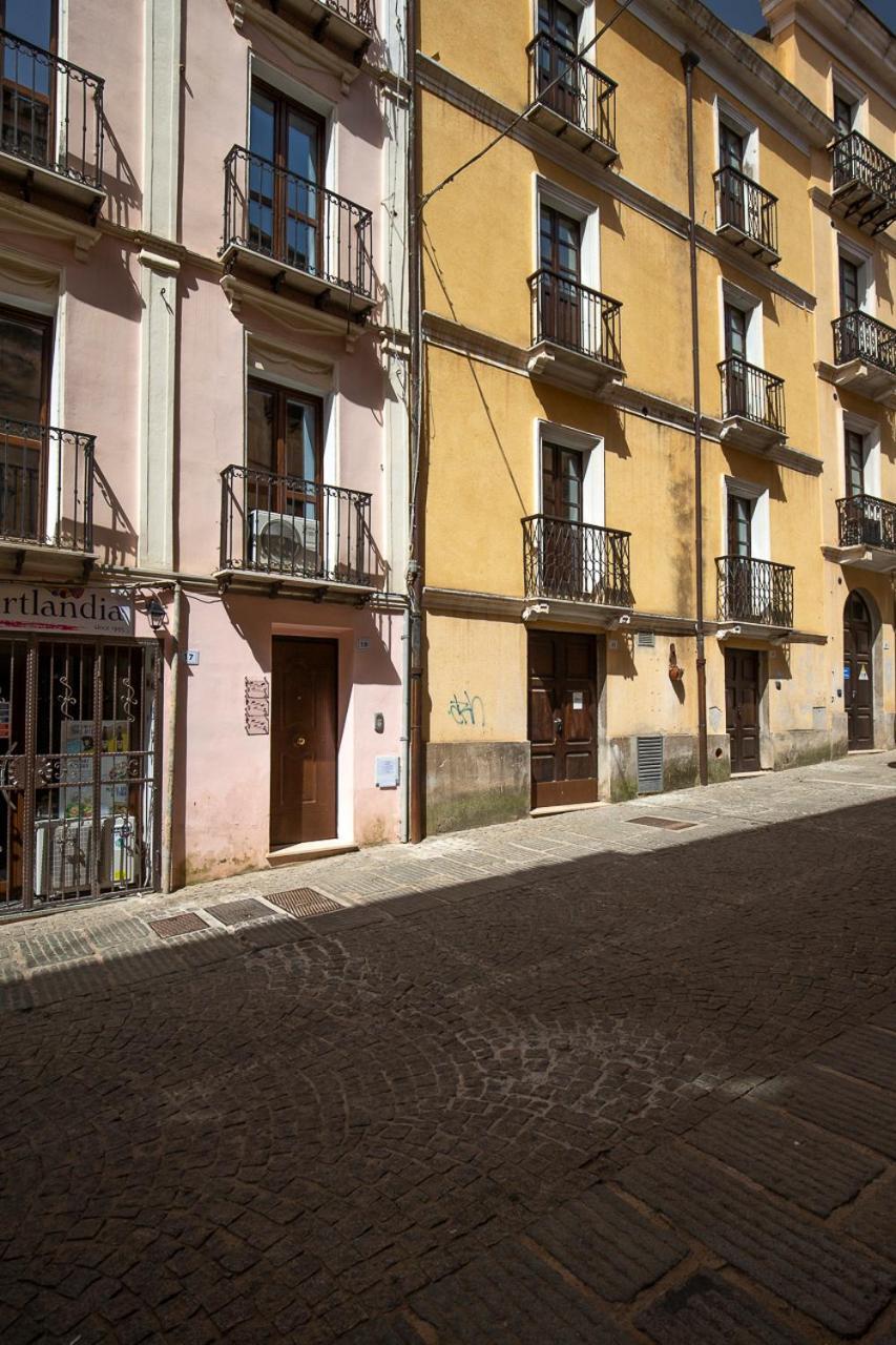 Via Cavour 19, Camere Del Conte Iglesias Zewnętrze zdjęcie